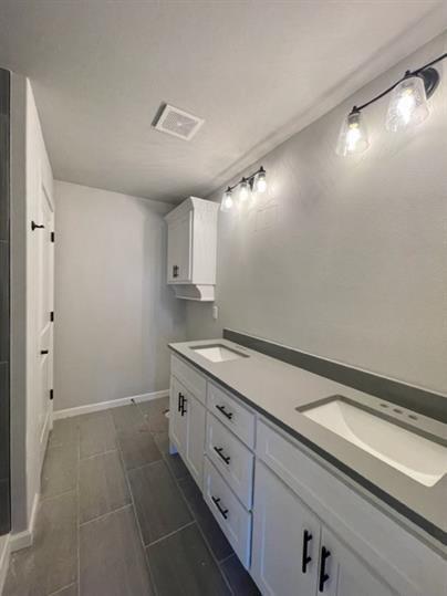 Building Photo - 8 Copinsay Ln