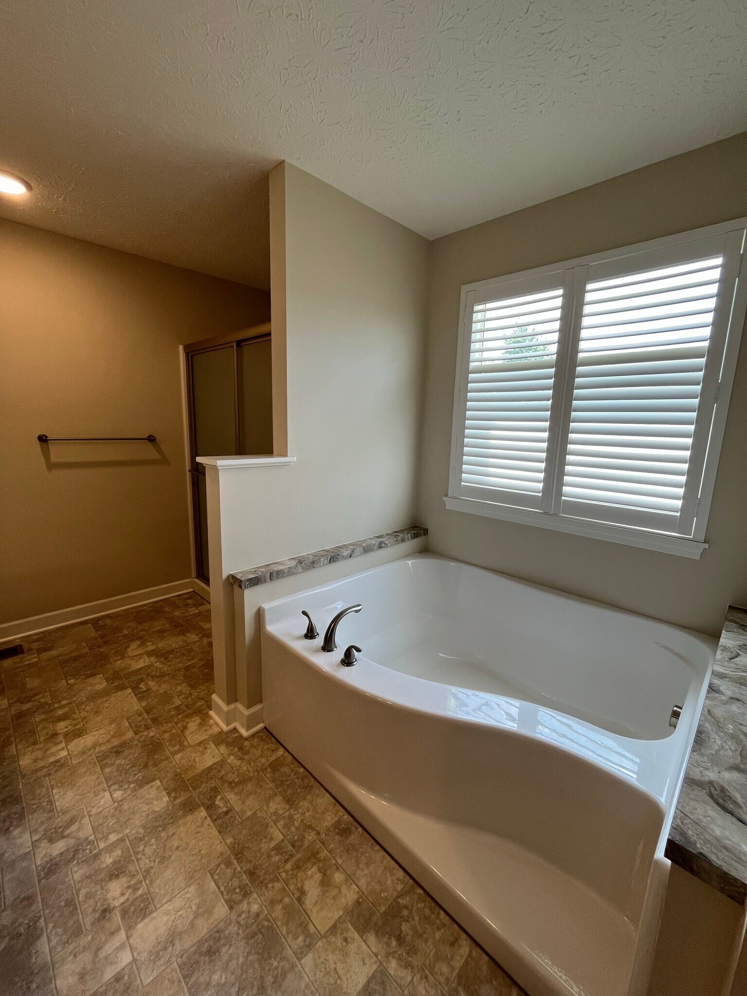 Building Photo - 17200 OH-739