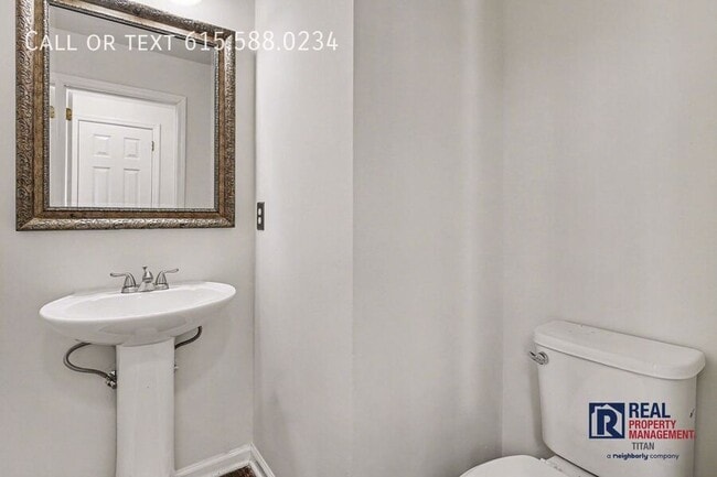 Building Photo - 120 Tyne Dr