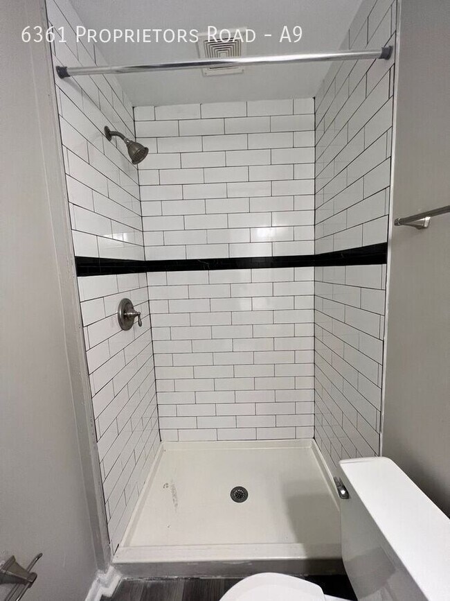 Building Photo - 6361 Proprietors Rd