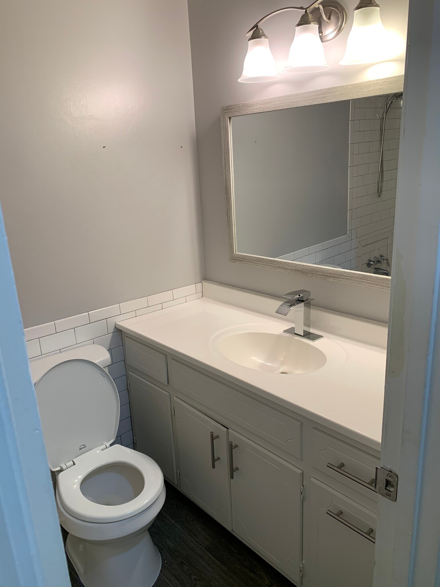 Building Photo - 207 McLeod Dr