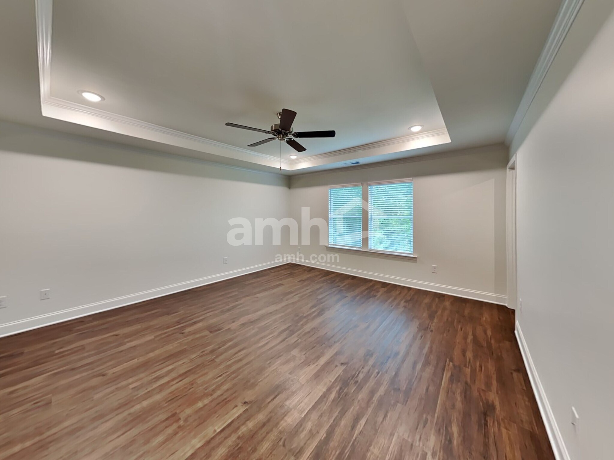 Building Photo - 175 Pecan Dr
