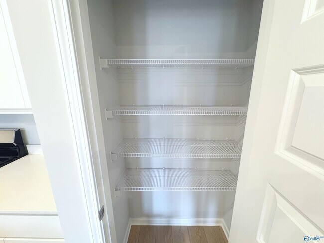 Building Photo - 169 Little Britain St