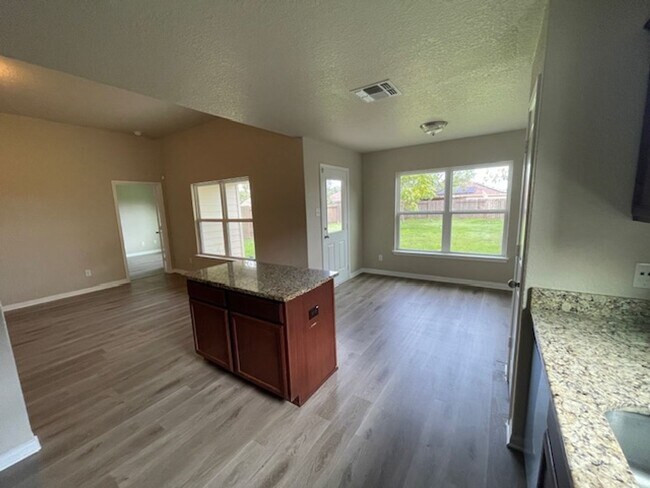 Building Photo - 3618 Foster Meadows