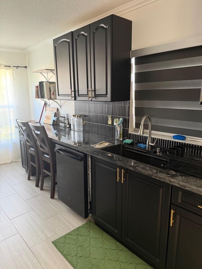 Building Photo - 5155 NW 87th Terrace