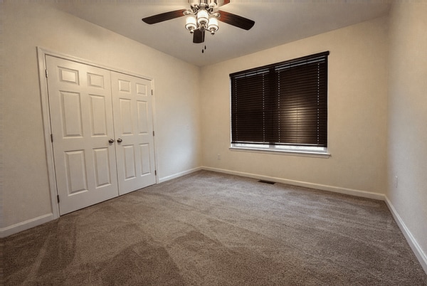 Building Photo - 360 Honey Tree Wy