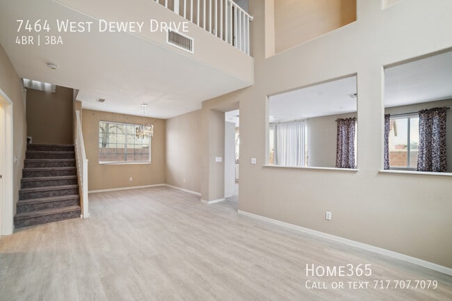 Building Photo - Stunning 4 bedroom, 2.5 bathroom home in L...