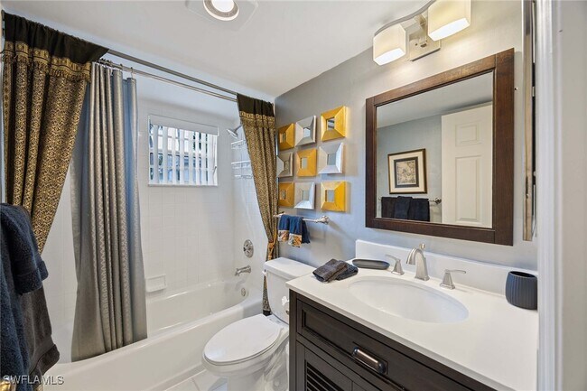 Building Photo - 4251 Lake Forest Dr