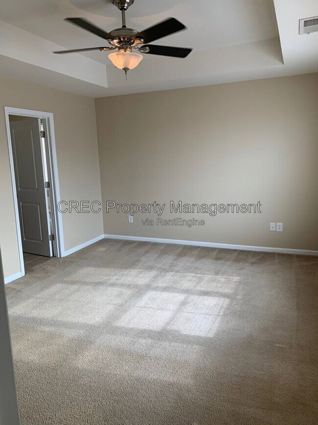 Building Photo - 1016 Bridlewood Farms Pkwy