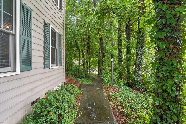Building Photo - Spacious 2-Bedroom, 2.5-Bath End-Unit Town...