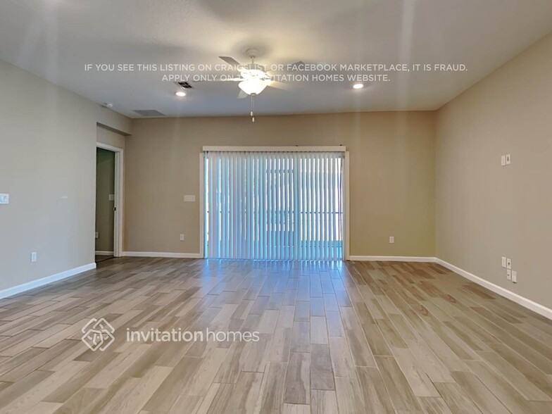 Building Photo - 11375 Oyster Creek Rd