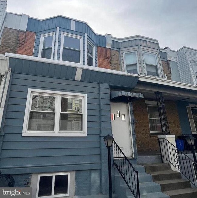 Building Photo - 5928 Chancellor St