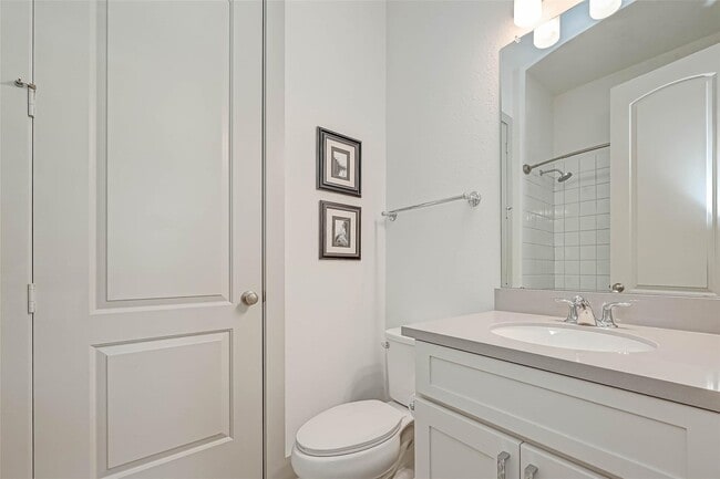 Building Photo - 24918 Flint Lake Dr