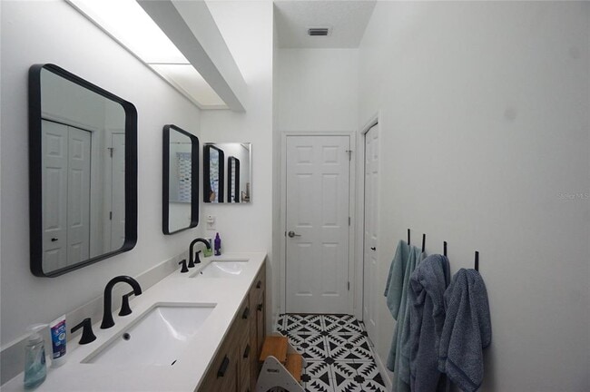 Building Photo - 13708 Whitebark Pl