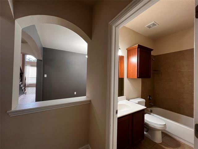 Building Photo - 900 Johns Way