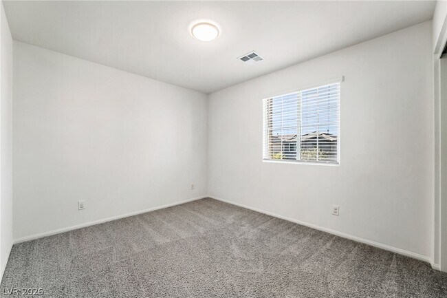 Building Photo - 9166 Oxford Blue Ave