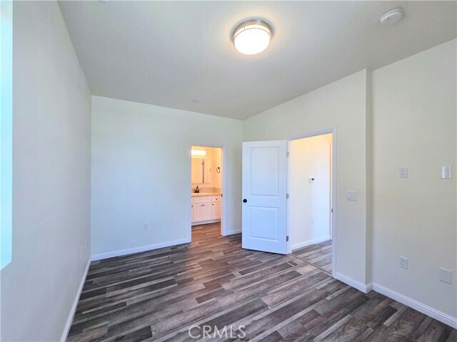 Building Photo - 4169 Country Club Dr