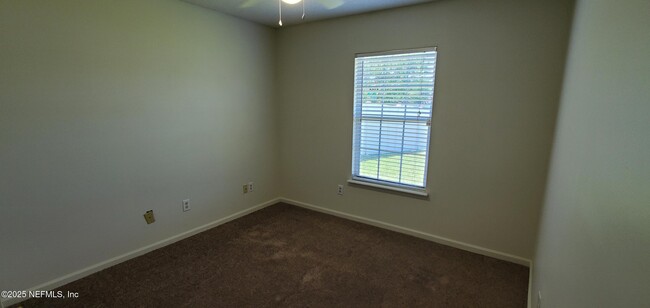 Building Photo - 2428 Cedar Trace Dr E