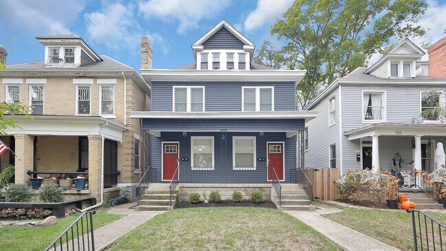 Primary Photo - 739 Wilson Ave