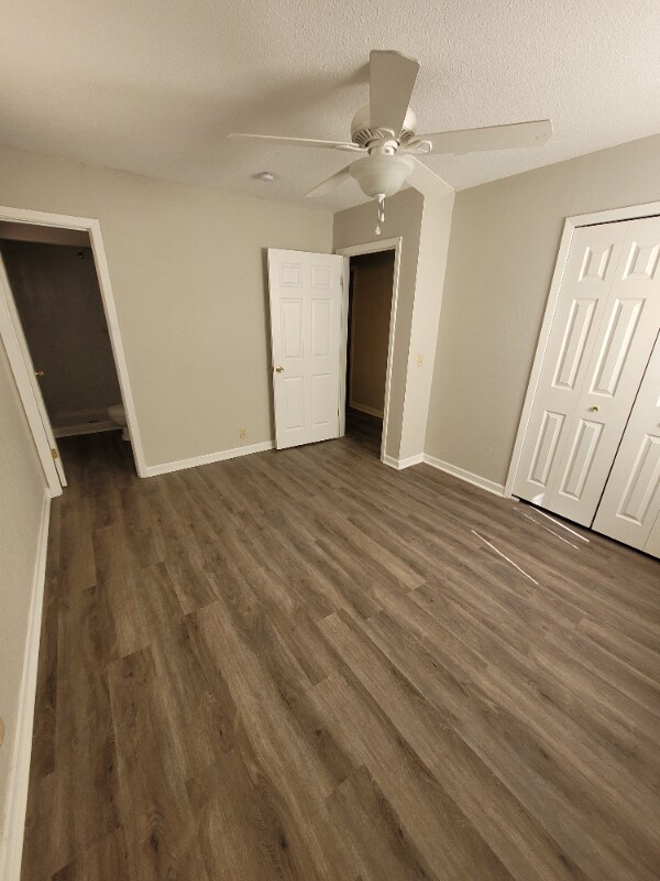 Building Photo - 2310 Beach Dr