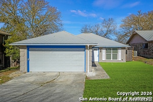 Building Photo - 3325 Cliffside Dr