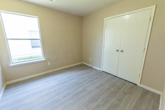 Building Photo - 20606 Bishops Gate Ln