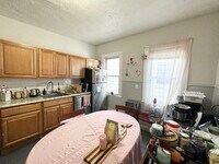 Building Photo - 10 Wave Ave