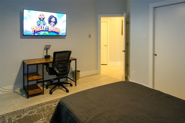 Building Photo - 4618 Nichols St