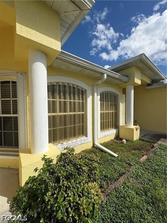 Building Photo - 4519-4521 SW 7th Pl