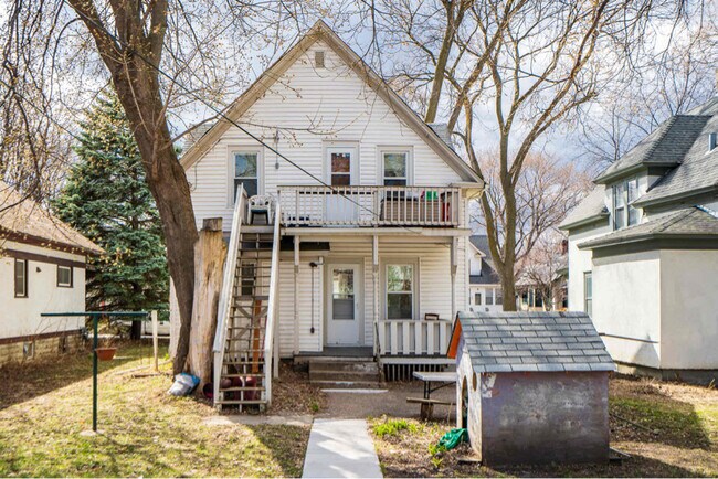 Building Photo - 3347 S 31st Ave