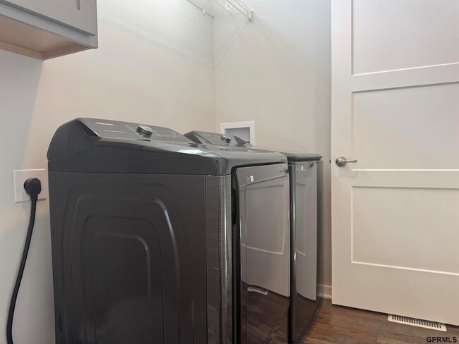 Building Photo - 14907 S 19th St