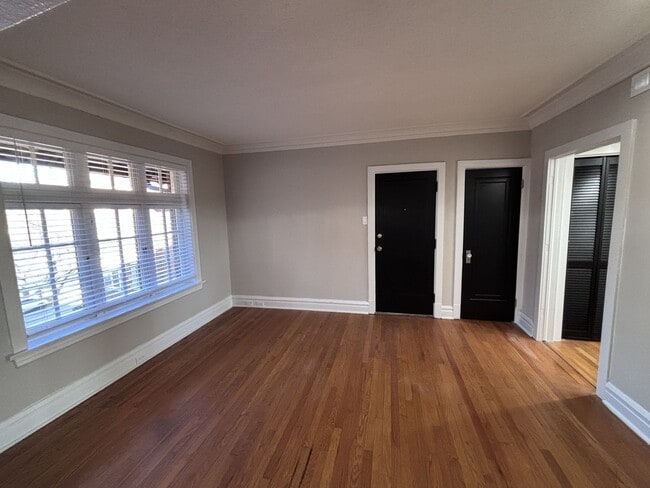 Building Photo - 7556 Byron Pl