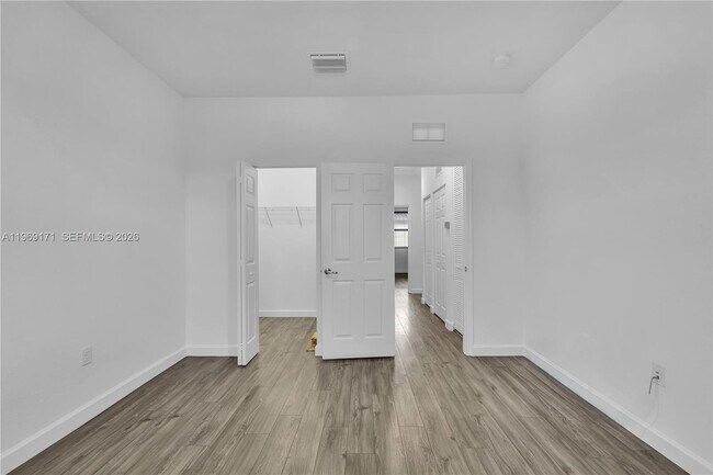 Building Photo - 11563 SW 248th Ln