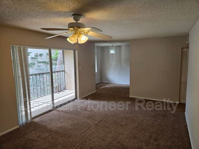 Building Photo - 7511 Pitch Pine Cir