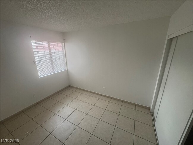 Building Photo - 1828 Harding St