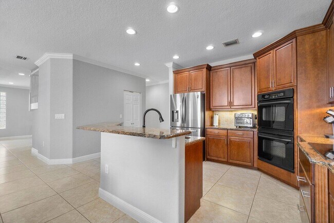 Building Photo - 15841 Corintha Terrace