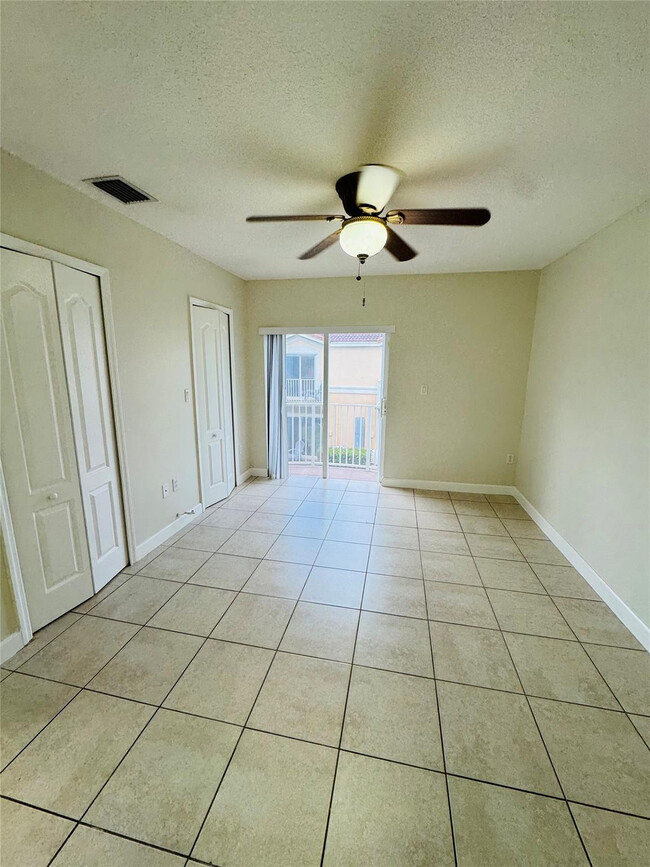 Building Photo - 3142 SW 129th Way