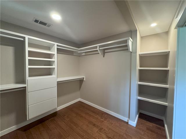 Building Photo - 208 Camellia Ave