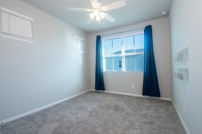 Building Photo - 16016 Oregon Oak Dr