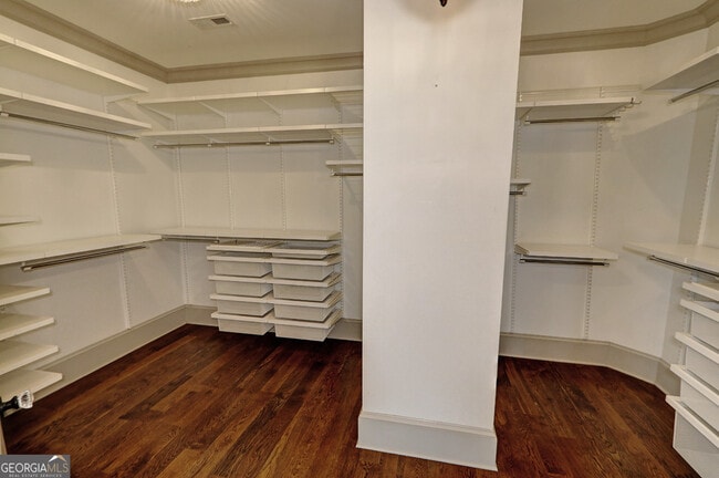 Building Photo - 1178 Chambord Way NE
