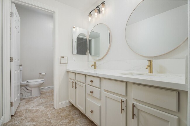 Building Photo - 4800 Westlake Pkwy