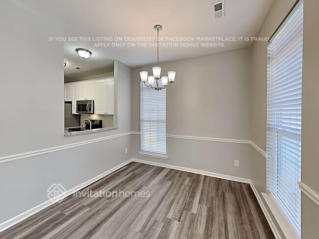 Building Photo - 1123 Hipp Rd