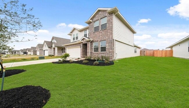 Building Photo - 302 Little Spg Ct