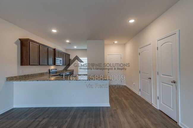 Building Photo - 2559 Queen Bee Dr