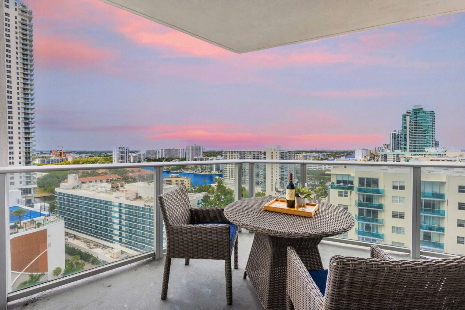 Building Photo - 4111 S Ocean Dr