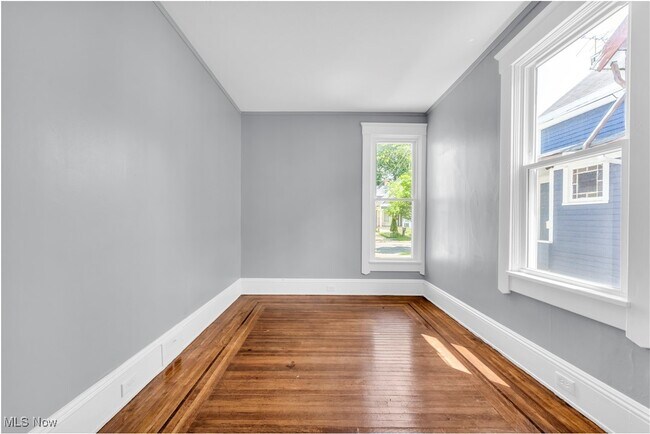 Building Photo - 3116 W 88th St