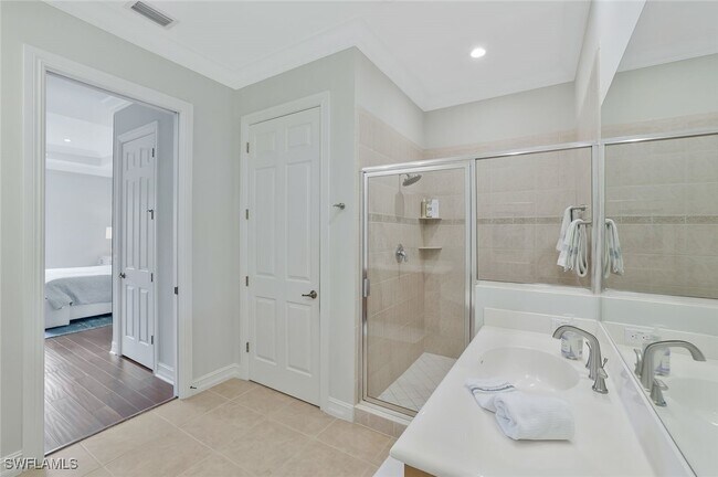 Building Photo - 5030 Blauvelt Way