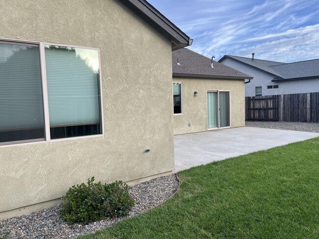 Building Photo - 4321 Paulson Ln