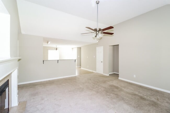 Building Photo - 4350 Cedar Hills Rd