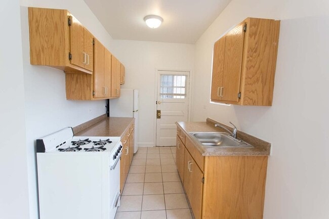 Floorplan - 5415 S. Woodlawn Avenue